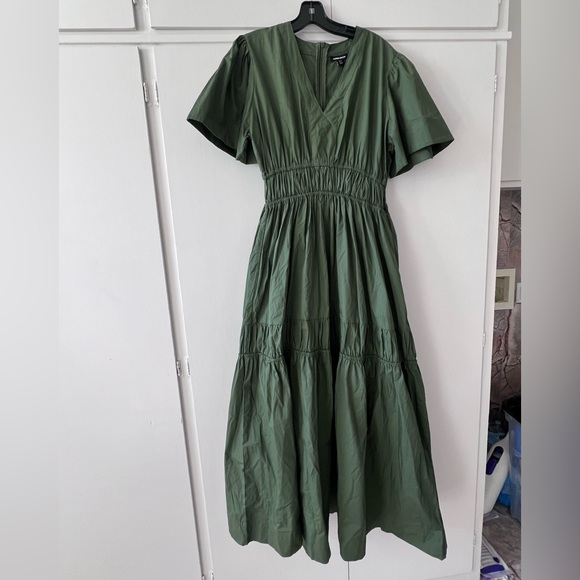 Karen Millen Organic Cotton Woven Shirred Tiered Short
Sleeve Maxi Dress - Picture 4 of 8